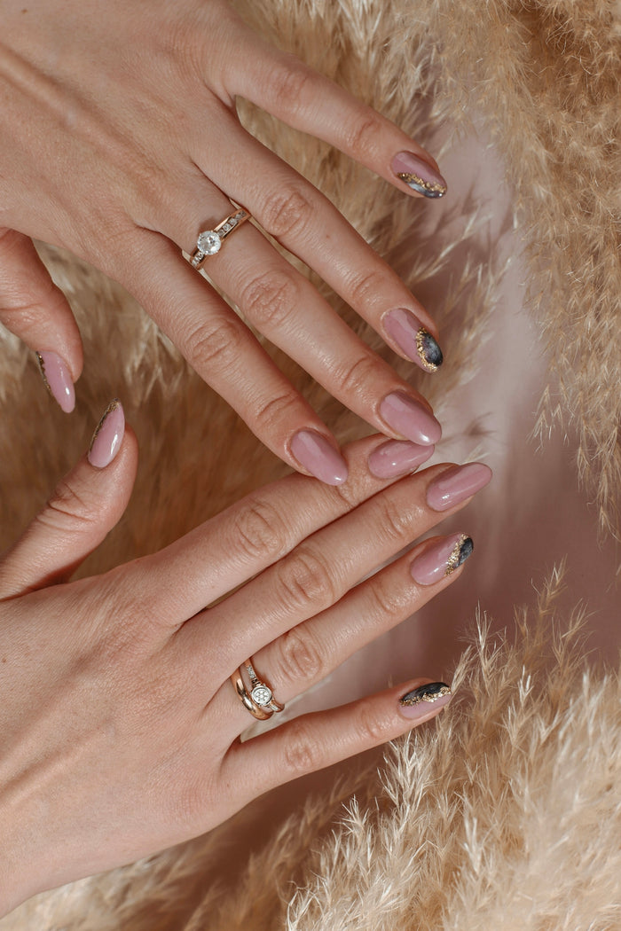 Gotti Press On Nails Advantages How to Achieve Chic Nail Art with the Pretty But Dangerous Style and Gel Polish