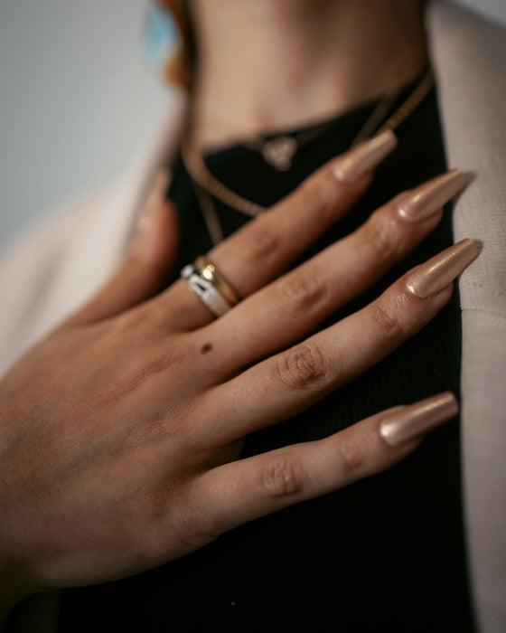 Create Dreamy Nail Art with Gotti Nails #80F Fusion Powder Flower Girl's Dream and Transform Your Gel Polish Manicure