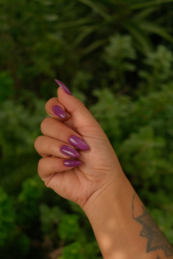 Midnight Romance Magic: Elevate Your Nail Art with #87F Gotti Fusion Powder
