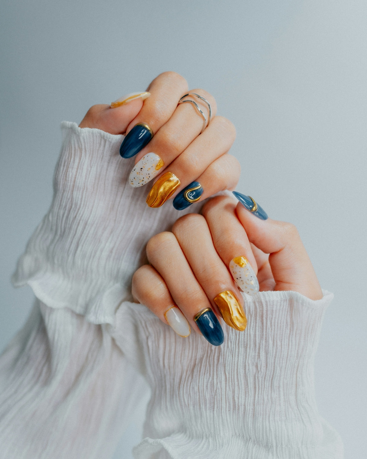 Back To Black Gotti Gel Nail Art Guide: Mastering Gel Polish Nails with Style